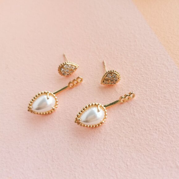 Alicia Bonnie - Dual Elegance Pearl White Crystal Gold Ear Jacket Earrings - NEW - Picture 3 of 3